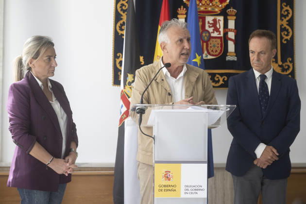 Ángel Víctor Torres chairs a meeting of the Situation Committee for the autonomous city of Ceuta I D The Minister of Education, Vocational Training, and Sports, Milagros Tolón, the Minister of Territorial Policy and Democratic Memory, Ángel Víctor Torres, and the Government Delegate in Ceuta, David de la Encina, during the meeting of the Situation Committee for the autonomous city, at the Government Delegation, on September 30, 2026, in Ceuta, Spain. Torres announced that the government will allocate 40.3 million to security and sanitation in Ceuta and that the space next to the prison will be used as a new shelter. SEPTEMBER 30, 2026 Ceuta Ceuta, Spain  Copyright: xMarcosxMorenox 7811045