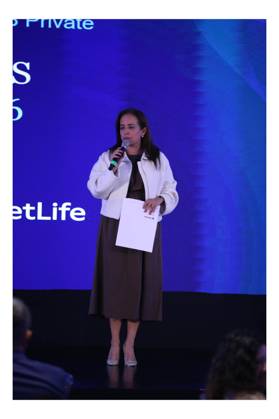 October 1, 2026: TO-45303 & x2013; Mexico City, October 1, 2026: Grissel R& xe1;mirez, AVP of EB Private at MetLife Mexico, delivers the welcome address at the MetLife forum "Mental Health in the Age of Artificial Intelligence" in Mexico City. Photo: Ian Robles .com.mx - ZUMAcs4_ 20261001_faa_cs4_098 Copyright: xClasosx
