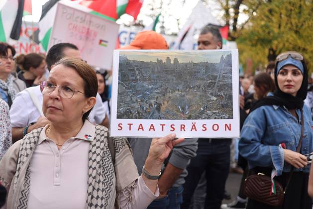 October 3, 2026, Berlin, Berlin, Germany: BERLIN, GERMANY, OCTOBER 3, 2026: Thousands of demonstrators march through central Berlin during a protest against Germany s military buildup, increased defense spending and the possible reintroduction of compulsory military service. Protesters called for greater investment in healthcare, housing, education and other social services instead of military spending, while participants also demonstrated against German arms deliveries and support for Israel amid the war in Gaza. The march began at the Brandenburg Gate and continued through central Berlin before returning to the area. Berlin Germany - ZUMAq101 20261003_zna_q101_221 Copyright: xZairaxBiaginix
