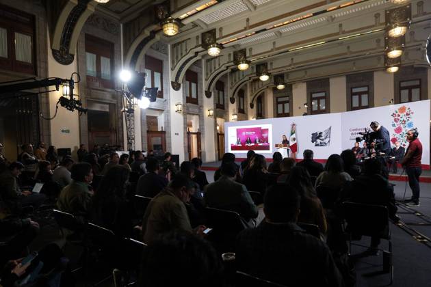October 5, 2026: TO-45353- Ciudad de M& xe9;xico. 2026-10 -05. Claudia Sheinbaum Pardo, President of Mexico, during the daily morning press conference in the Treasury Room of the National Palace in Mexico City. Alejandro God& xcd;nez Clasos.com.mx - ZUMAcs4_ 20261005_faa_cs4_046 Copyright: xAlejandroxGod& Xed;Nezx