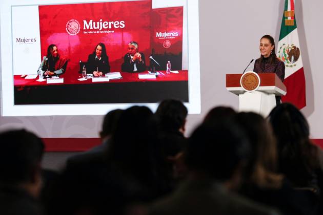 October 5, 2026: TO-45353- Ciudad de M& xe9;xico. 2026-10 -05. Claudia Sheinbaum Pardo, President of Mexico, during the daily morning press conference in the Treasury Room of the National Palace in Mexico City. Alejandro God& xcd;nez Clasos.com.mx - ZUMAcs4_ 20261005_faa_cs4_071 Copyright: xAlejandroxGod& Xed;Nezx