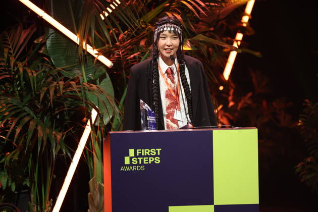 FIRST STEPS 2026 Short Steps Gewinnerfilm: QAMAJAI von Yerkezhan Sabitbekova Preisverleihung auf der Buehne bei der FIRST STEPS 2026 Verleihung im Theater des Westens in Berlin Copyright: xEventpressxFuhrx