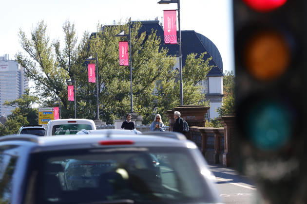 Frankfurt Impressionen 05.10.2026 Die 78. Frankfurter Buchmesse öffnet am 7.10. (Mittwoch) für Fachbesucher und ab 9.10. (Freitag) für das breite Publikum aus der ganzen Welt ihre Tore. Piblikumsprogramm im Ehrengast Pavillon von Tschechien. Zu Gast sind promintente Autoren und Content Creator mit Lesungen und Interviews sowie Signierstunden Frankfurt (Main) Hessen Deutschland