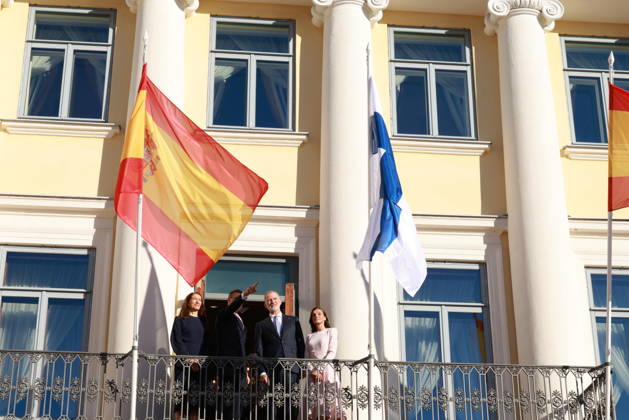October 6, 2026, Espoo, Espoo, Finland: President ALEXANDER STUBB and his spouse SUZANNE INNES-STUBB welcome King FELIPE VI and Queen LETIZIA of Spain during the official welcoming ceremony marking the start of the royal couple s state visit to strengthen bilateral relations. Espoo Finland - ZUMAt172 20261006_zip_t172_005 Copyright: xJosexTabaresx