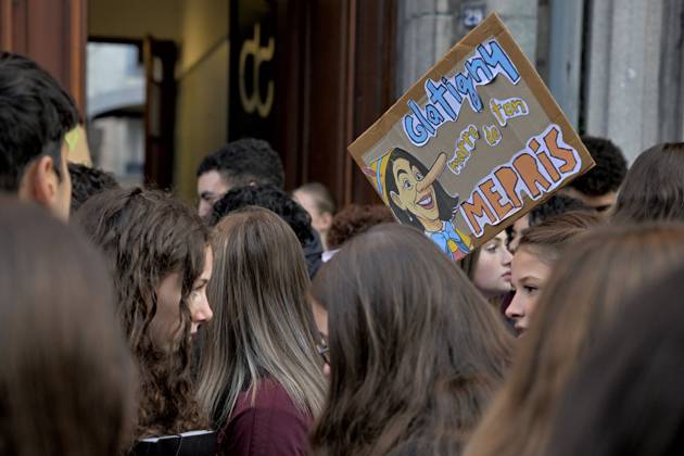 Student protest in Liege on 06 10 2026 LIEGE, BELGIUM - OCTOBER 06 : Students protest against the ministerial reform on September on October 6, 2026 in Liege, Belgium, 06 10 2026 ( Liege Belgium Copyright: xSesx