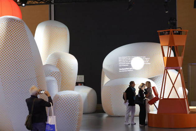 Frankfurt Impressionen 06.10.2026 Die 78. Frankfurter Buchmesse präsentiert im Ehrengastpavillon Tschechien mit dem Slogan Ein Land an der Küste Frankfurt (Main) Hessen Deutschland