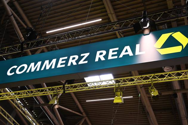 Die EXPO REAL 2026 findet aktuell auf dem Messegelände der Messe München statt. Sie ist Europas grösste internationale Fachmesse für Immobilien, Investitionen und Infrastruktur. Foto: Messestand Commerz Real.