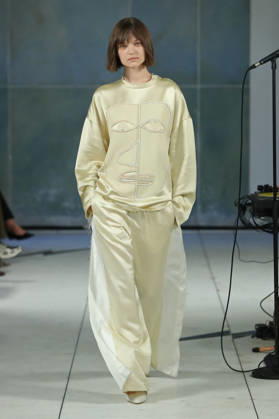 PFW - Litkovska Runway A model walks the runway during the Litkovska Womenswear Spring Summer 2027 show as part of the Paris Fashion Week on October 6, 2026 in Paris, France. Photo by Alain-Gil Gonzalez ABACAPRESS.COM Paris France Copyright: xGonzalezxAlain-Gil ABACAx
