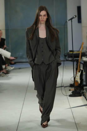 PFW - Litkovska Runway A model walks the runway during the Litkovska Womenswear Spring Summer 2027 show as part of the Paris Fashion Week on October 6, 2026 in Paris, France. Photo by Alain-Gil Gonzalez ABACAPRESS.COM Paris France Copyright: xGonzalezxAlain-Gil ABACAx
