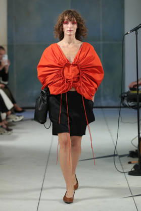 PFW - Litkovska Runway A model walks the runway during the Litkovska Womenswear Spring Summer 2027 show as part of the Paris Fashion Week on October 6, 2026 in Paris, France. Photo by Alain-Gil Gonzalez ABACAPRESS.COM Paris France Copyright: xGonzalezxAlain-Gil ABACAx