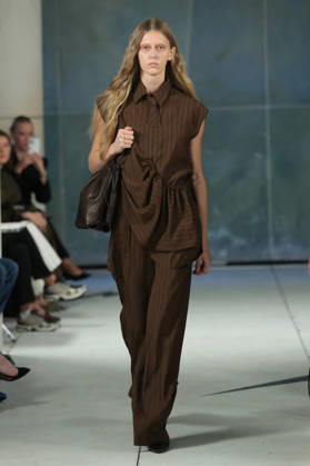 PFW - Litkovska Runway A model walks the runway during the Litkovska Womenswear Spring Summer 2027 show as part of the Paris Fashion Week on October 6, 2026 in Paris, France. Photo by Alain-Gil Gonzalez ABACAPRESS.COM Paris France Copyright: xGonzalezxAlain-Gil ABACAx