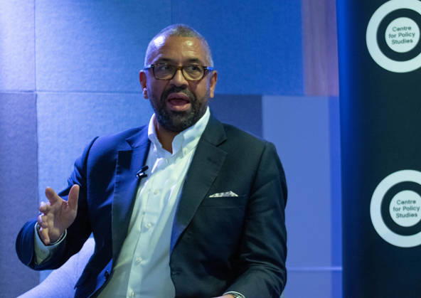 Candidate for Mayor of London James Cleverly in Birmingham, UK - 06 Oct 2026 Mayor candidate of London, Sir James Cleverly delivers a keynote policy speech on housing development and planning inside the auditorium at the Conservative Party Conference. Cleverly outlined proposals targeting homes affordability, brownfield regeneration, infrastructure zoning, and reforms to the London Plan. Birmingham United Kingdom Copyright: xGaryxRobertsx xSOPAxImagesx GROBERTS-23