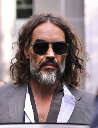 Russell Brand and his wife leave court in London LONDON, UNITED KINGDOM - OCTOBER 6: British comedian Russell Brand leaves Southwark Crown Court with his wife, Laura Brand (not seen), following a preliminary hearing related to rape and sexual assault allegations against him in London, United Kingdom, on October 6, 2026. Rasid Necati Aslim Anadolu London United Kingdom. Editorial use only. Please get in touch for any other usage. Copyright: x2026xAnadoluxRasidxNecatixAslimx