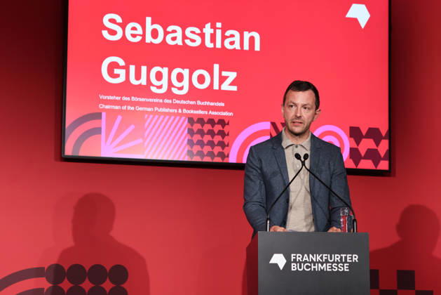 Eröffnung der 78. Frankfurter Buchmesse Sebastian Guggolz, Vorsteher des Börsenvereins des Deutschen Buchhandels, spricht bei der Eröffnungspressekonferenz zur Frankfurter Buchmesse 2026. Ehrengastland im Jahr 2026 ist Tschechien. Die 78. Frankfurter Buchmesse findet vom 7. - 11. Oktober 2026 statt. Frankfurt am Main Messegelände Hessen Deutschland