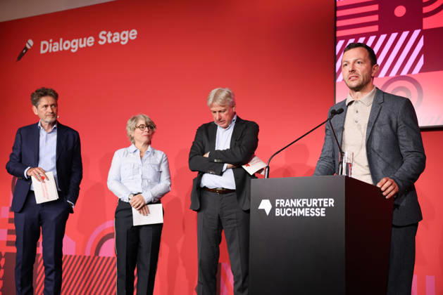 Eröffnung der 78. Frankfurter Buchmesse Sebastian Guggolz, Vorsteher des Börsenvereins des Deutschen Buchhandels, spricht bei der Eröffnungspressekonferenz zur Frankfurter Buchmesse 2026. Ehrengastland im Jahr 2026 ist Tschechien. Die 78. Frankfurter Buchmesse findet vom 7. - 11. Oktober 2026 statt. Frankfurt am Main Messegelände Hessen Deutschland