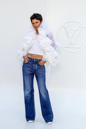 Zendaya at the photocall for the Louis Vuitton Spring Summer 2027 Women’s Ready-to-Wear show during Paris Fashion Week (PFW) at the Cité internationale universitaire de Paris, France, on October 6, 2026. Olivier Borde, Bestimage. Photocall at the Louis Vuitton Women’s Ready-to-Wear Spring Summer 2027 show as part of Paris Fashion Week on October 6, 2026, in Paris, France. Paris, France Copyright: xOLIVIERxBORDEx xBESTIMAGExOLIVIERxBORDEx xBESTIMAGEx