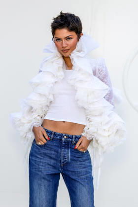Zendaya at the photocall for the Louis Vuitton Spring Summer 2027 Women’s Ready-to-Wear show during Paris Fashion Week (PFW) at the Cité internationale universitaire de Paris, France, on October 6, 2026. Olivier Borde, Bestimage. Photocall at the Louis Vuitton Women’s Ready-to-Wear Spring Summer 2027 show as part of Paris Fashion Week on October 6, 2026, in Paris, France. Paris, France Copyright: xOLIVIERxBORDEx xBESTIMAGExOLIVIERxBORDEx xBESTIMAGEx