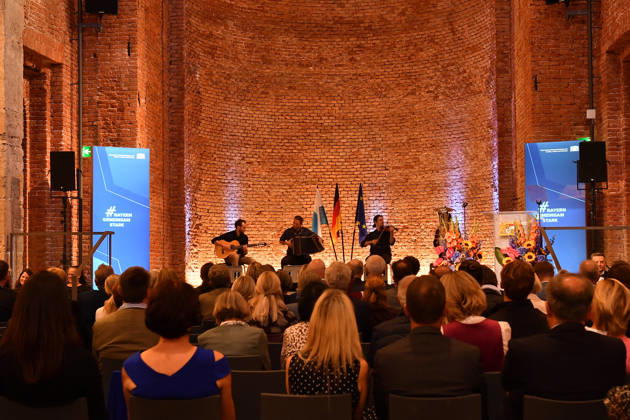 Übersicht Verleihung der Bayerischen Staatsmedaille für soziale Verdienste 2026 Allerheiligen-Hofkirche München 06. Oktober 2026