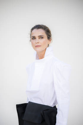 Louis Vuitton - Photocall - Paris Fashion Week EB Keri Russell attends the Louis Vuitton Womenswear Spring Summer 2027 show as part of Paris Fashion Week on October 06, 2026 in Paris, France. Photo by Eliot Blondet ABACAPRESS.COM Paris France France  Copyright: xBlondetxEliot ABACAx