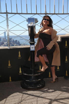 October 6, 2026, New York, New York, USA: JESSIE JAMES DECKER visited the Empire State Building to promote her new family cook book ‘The Secret Sauceâ New York USA - ZUMAh16_ 20261006_zaf_h16_065 Copyright: xDanxHerrickx