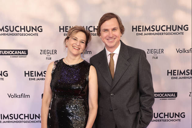 Martina Gedeck und Lars Eidinger bei der Heimsuchung Film Premiere am 6.10.2026 im Kino International in Berlin Martina Gedeck and Lars Eidinger attend the premiere of Heimsuchung The Beloved at Kino International on October 6, 2026l in Berlin, Germany Heimsuchung Filmpremiere in Berlin