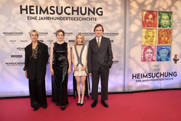 Susanne Wolff, Martina Gedeck, Maria Matschke Engel und Lars Eidinger bei der Heimsuchung Film Premiere am 6.10.2026 im Kino International in Berlin Susanne Wolff, Martina Gedeck, Maria Matschke Engel, Lars Eidinger attend the premiere of Heimsuchung The Beloved at Kino International on October 6, 2026l in Berlin, Germany Heimsuchung Filmpremiere in Berlin