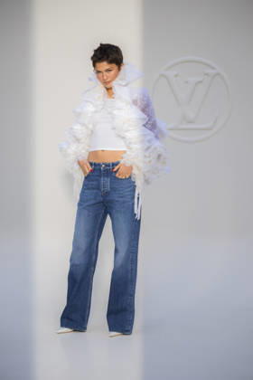 Louis Vuitton - Photocall - Paris Fashion Week EB Zendaya attends the Louis Vuitton Womenswear Spring Summer 2027 show as part of Paris Fashion Week on October 06, 2026 in Paris, France. Photo by Eliot Blondet ABACAPRESS.COM Paris France France Copyright: xBlondetxEliot ABACAx