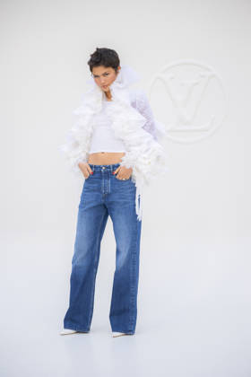 Louis Vuitton - Photocall - Paris Fashion Week EB Zendaya attends the Louis Vuitton Womenswear Spring Summer 2027 show as part of Paris Fashion Week on October 06, 2026 in Paris, France. Photo by Eliot Blondet ABACAPRESS.COM Paris France France Copyright: xBlondetxEliot ABACAx