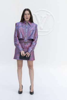 Alana Haim at the photocall for the Louis Vuitton Spring Summer 2027 Women’s Ready-to-Wear collection during Paris Fashion Week (PFW) at the Cité internationale universitaire de Paris, France, on October 6, 2026. Olivier Borde, Bestimage. Photocall at the Louis Vuitton Women’s Ready-to-Wear Spring Summer 2027 show as part of Paris Fashion Week on October 6, 2026, in Paris, France.  Copyright: xOLIVIERxBORDEx xBESTIMAGExOLIVIERxBORDEx xBESTIMAGEx