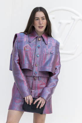 Alana Haim at the photocall for the Louis Vuitton Women’s Ready-to-Wear Spring Summer 2027 show during Paris Fashion Week (PFW) at the Cité internationale universitaire de Paris, France, on October 6, 2026. Olivier Borde, Bestimage. Photocall at the Louis Vuitton Women’s Ready-to-Wear Spring Summer 2027 show as part of Paris Fashion Week on October 6, 2026, in Paris, France.  Copyright: xOLIVIERxBORDEx xBESTIMAGExOLIVIERxBORDEx xBESTIMAGEx