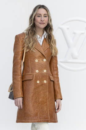 Este Haim at the photocall for the Louis Vuitton Women’s Ready-to-Wear Spring Summer 2027 show during Paris Fashion Week (PFW) at the Cité internationale universitaire de Paris, France, on October 6, 2026. Olivier Borde, Bestimage. Photocall at the Louis Vuitton Women’s Ready-to-Wear Spring Summer 2027 show as part of Paris Fashion Week on October 6, 2026, in Paris, France.  Copyright: xOLIVIERxBORDEx xBESTIMAGExOLIVIERxBORDEx xBESTIMAGEx