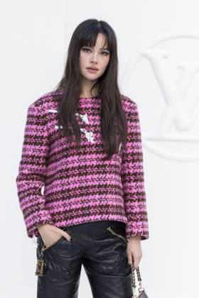 Urassaya Sperbund at the photocall for the Louis Vuitton Women’s Ready-to-Wear Spring Summer 2027 show during Paris Fashion Week (PFW) at the Cité internationale universitaire de Paris, France, on October 6, 2026. Olivier Borde, Bestimage. Photocall at the Louis Vuitton Women’s Ready-to-Wear Spring Summer 2027 show as part of Paris Fashion Week on October 6, 2026, in Paris, France. Copyright: xOLIVIERxBORDEx xBESTIMAGExOLIVIERxBORDEx xBESTIMAGEx