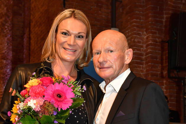 Maria Höfl-Riesch und Johann Schrempf bei der Verleihung der Bayerischen Staatsmedaille fuer soziale Verdienste in der Allerheiligen-Hofkirche, Residenz am 6.10.2026 in Muenchen Maria Riesch and Johann Schrempf attend the presentation of the Bavarian State Medal for Social Merit in the All Saints Court Church (Allerheiligen-Hofkirche) at the Residenz on October 6, 2026 in Munich, Germany Bayerische Staatsmedaille fuer Maria Riesch und die Huber Brueder in Muenchen