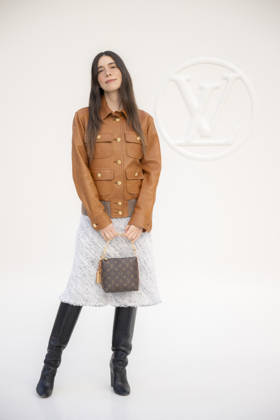 Louis Vuitton - Photocall - Paris Fashion Week EB Danielle Haim attends the Louis Vuitton Womenswear Spring Summer 2027 show as part of Paris Fashion Week on October 06, 2026 in Paris, France. Photo by Eliot Blondet ABACAPRESS.COM Paris France France  Copyright: xBlondetxEliot ABACAx