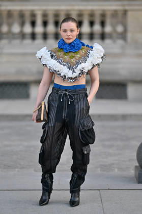 PFW Louis Vuitton Outside Arrivals Chloe Grace Moretz arriving at Louis Vuitton show during Paris Fashion Week, in Paris, France on 6 October 2026. Photo by Julien Reynaud APS-Medias ABACAPRESS.COM Paris France  Copyright: xReynaudxJulien APS-Medias ABACAx