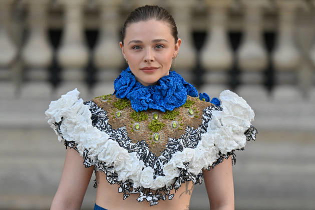 PFW Louis Vuitton Outside Arrivals Chloe Grace Moretz arriving at Louis Vuitton show during Paris Fashion Week, in Paris, France on 6 October 2026. Photo by Julien Reynaud APS-Medias ABACAPRESS.COM Paris France  Copyright: xReynaudxJulien APS-Medias ABACAx