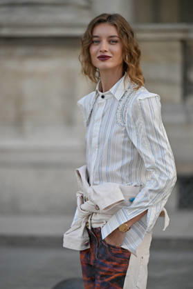PFW Louis Vuitton Outside Arrivals Giulia Maenza arriving at Louis Vuitton show during Paris Fashion Week, in Paris, France on 6 October 2026. Photo by Julien Reynaud APS-Medias ABACAPRESS.COM Paris France  Copyright: xReynaudxJulien APS-Medias ABACAx