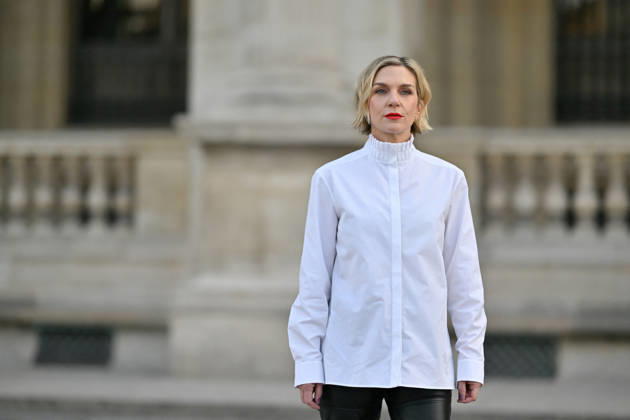 PFW Louis Vuitton Outside Arrivals Rhea Seehorn arriving at Louis Vuitton show during Paris Fashion Week, in Paris, France on 6 October 2026. Photo by Julien Reynaud APS-Medias ABACAPRESS.COM Paris France  Copyright: xReynaudxJulien APS-Medias ABACAx