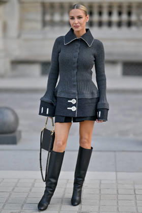 PFW Louis Vuitton Outside Arrivals Morgan Stewart arriving at Louis Vuitton show during Paris Fashion Week, in Paris, France on 6 October 2026. Photo by Julien Reynaud APS-Medias ABACAPRESS.COM Paris France  Copyright: xReynaudxJulien APS-Medias ABACAx