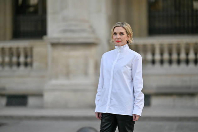 PFW Louis Vuitton Outside Arrivals Rhea Seehorn arriving at Louis Vuitton show during Paris Fashion Week, in Paris, France on 6 October 2026. Photo by Julien Reynaud APS-Medias ABACAPRESS.COM Paris France  Copyright: xReynaudxJulien APS-Medias ABACAx