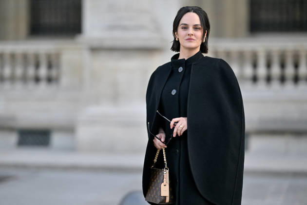 PFW Louis Vuitton Outside Arrivals Noemie Merlant arriving at Louis Vuitton show during Paris Fashion Week, in Paris, France on 6 October 2026. Photo by Julien Reynaud APS-Medias ABACAPRESS.COM Paris France  Copyright: xReynaudxJulien APS-Medias ABACAx