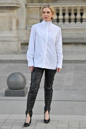 PFW Louis Vuitton Outside Arrivals Rhea Seehorn arriving at Louis Vuitton show during Paris Fashion Week, in Paris, France on 6 October 2026. Photo by Julien Reynaud APS-Medias ABACAPRESS.COM Paris France  Copyright: xReynaudxJulien APS-Medias ABACAx