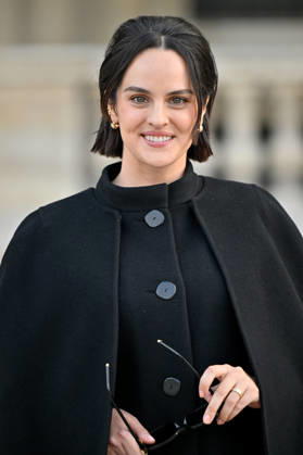 PFW Louis Vuitton Outside Arrivals Noemie Merlant arriving at Louis Vuitton show during Paris Fashion Week, in Paris, France on 6 October 2026. Photo by Julien Reynaud APS-Medias ABACAPRESS.COM Paris France  Copyright: xReynaudxJulien APS-Medias ABACAx