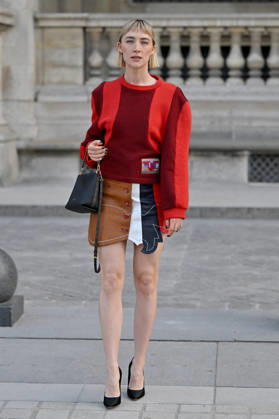 PFW Louis Vuitton Outside Arrivals Saoirse Ronan arriving at Louis Vuitton show during Paris Fashion Week, in Paris, France on 6 October 2026. Photo by Julien Reynaud APS-Medias ABACAPRESS.COM Paris France  Copyright: xReynaudxJulien APS-Medias ABACAx