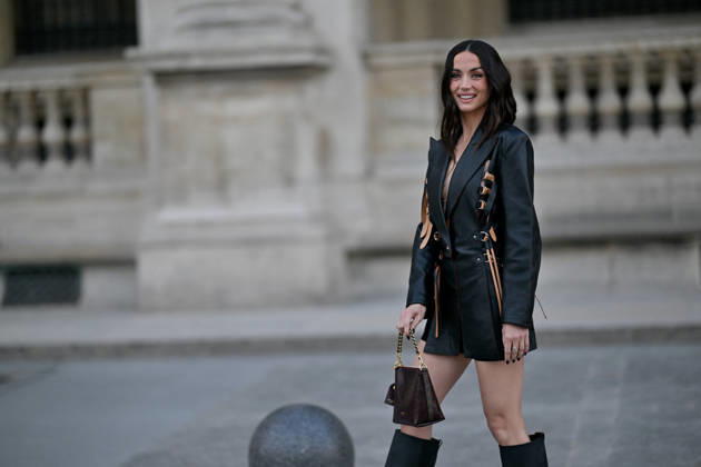 PFW Louis Vuitton Outside Arrivals Ana de Armas arriving at Louis Vuitton show during Paris Fashion Week, in Paris, France on 6 October 2026. Photo by Julien Reynaud APS-Medias ABACAPRESS.COM Paris France  Copyright: xReynaudxJulien APS-Medias ABACAx