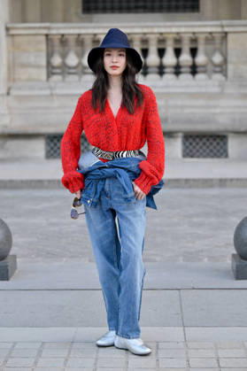 PFW Louis Vuitton Outside Arrivals Elaine Zhong arriving at Louis Vuitton show during Paris Fashion Week, in Paris, France on 6 October 2026. Photo by Julien Reynaud APS-Medias ABACAPRESS.COM Paris France  Copyright: xReynaudxJulien APS-Medias ABACAx