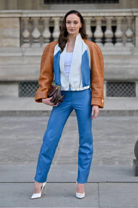 PFW Louis Vuitton Outside Arrivals Sophie Turner arriving at Louis Vuitton show during Paris Fashion Week, in Paris, France on 6 October 2026. Photo by Julien Reynaud APS-Medias ABACAPRESS.COM Paris France  Copyright: xReynaudxJulien APS-Medias ABACAx