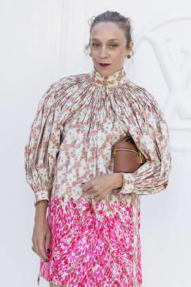 Chloë Sevigny at the photocall for the Louis Vuitton Women’s Ready-to-Wear Spring Summer 2027 show during Paris Fashion Week (PFW) at the Cité internationale universitaire de Paris, France, on October 6, 2026. Olivier Borde, Bestimage. Photocall at the Louis Vuitton Women’s Ready-to-Wear Spring Summer 2027 show as part of Paris Fashion Week on October 6, 2026, in Paris, France.  Copyright: xOLIVIERxBORDEx xBESTIMAGExOLIVIERxBORDEx xBESTIMAGEx