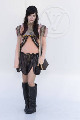 Sophie Thatcher at the photocall for the Louis Vuitton Women’s Ready-to-Wear Spring Summer 2027 show during Paris Fashion Week (PFW) at the Cité internationale universitaire de Paris, France, on October 6, 2026. Olivier Borde, Bestimage. Photocall at the Louis Vuitton Women’s Ready-to-Wear Spring Summer 2027 show as part of Paris Fashion Week on October 6, 2026, in Paris, France.  Copyright: xOLIVIERxBORDEx xBESTIMAGExOLIVIERxBORDEx xBESTIMAGEx