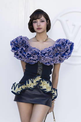 Lisa at the photocall for the Louis Vuitton Women’s Ready-to-Wear Spring Summer 2027 show during Paris Fashion Week (PFW) at the Cité internationale universitaire de Paris, France, on October 6, 2026. Olivier Borde, Bestimage. Photocall at the Louis Vuitton Women’s Ready-to-Wear Spring Summer 2027 show as part of Paris Fashion Week on October 6, 2026, in Paris, France.  Copyright: xOLIVIERxBORDEx xBESTIMAGExOLIVIERxBORDEx xBESTIMAGEx